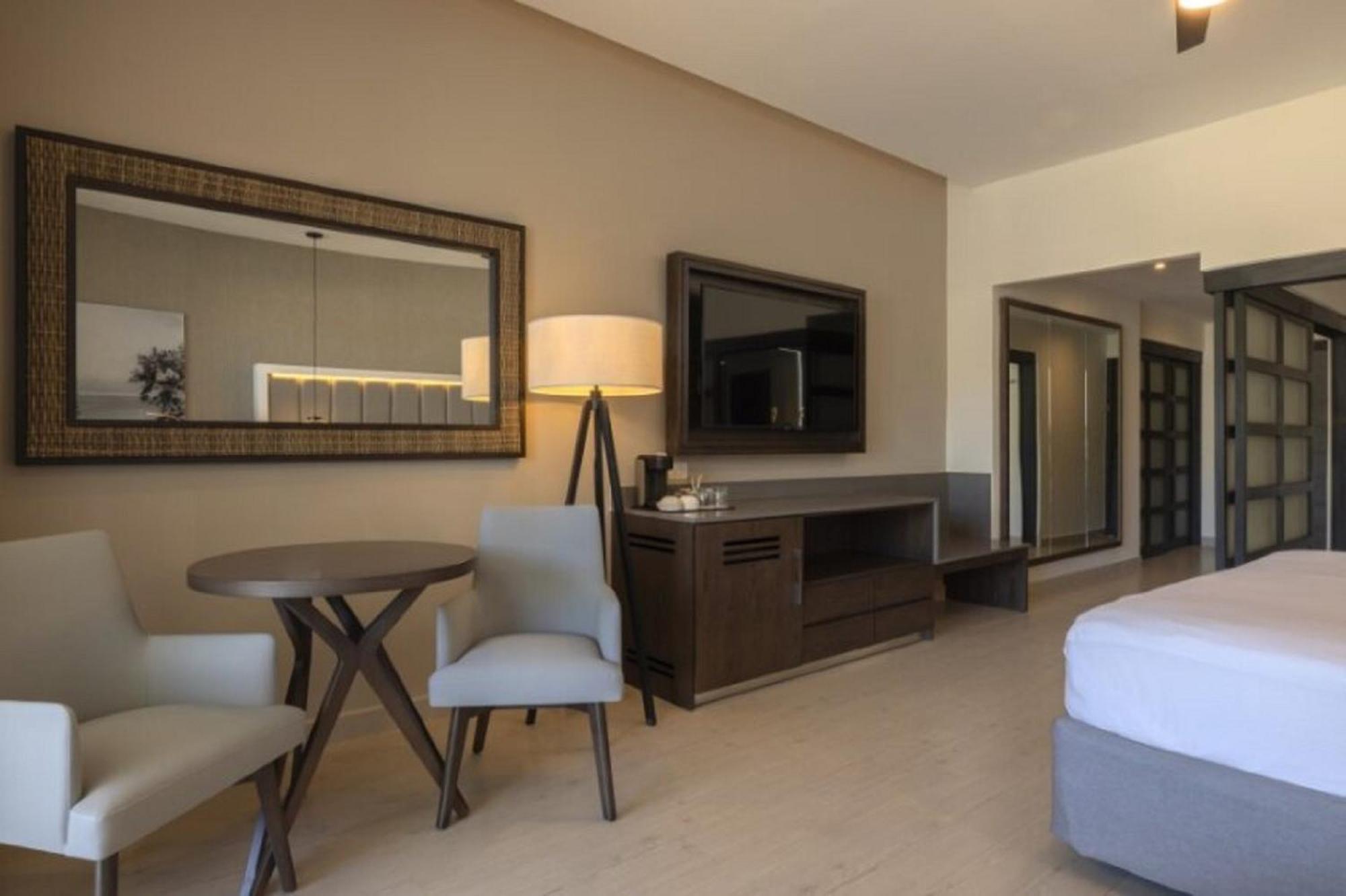Hideaway At Royalton Blue Waters, An Autograph Collection All-Inclusive Resort - Adults Only Falmouth Dış mekan fotoğraf